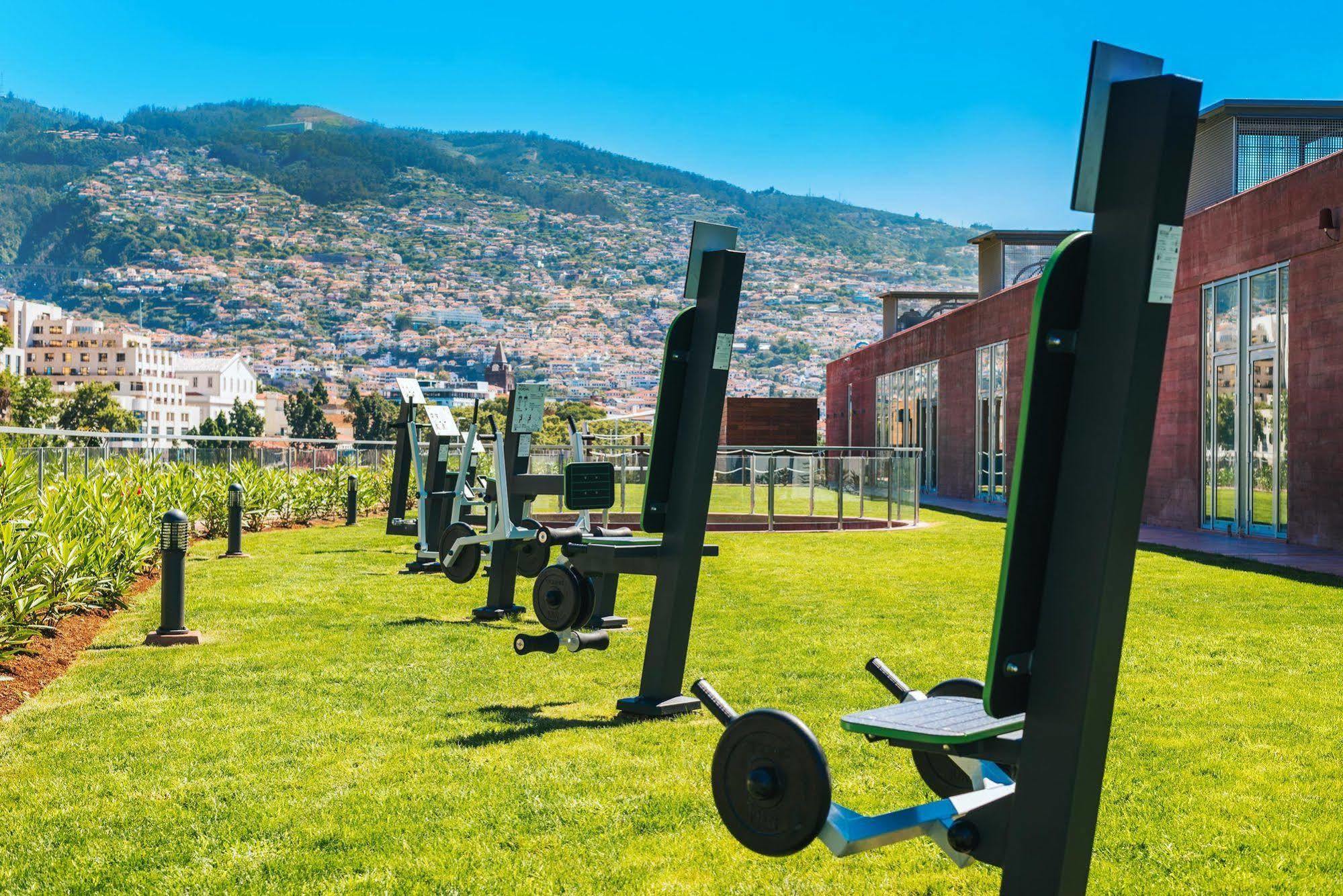 Hotel Pestana Cr7 (adults Only) 4*